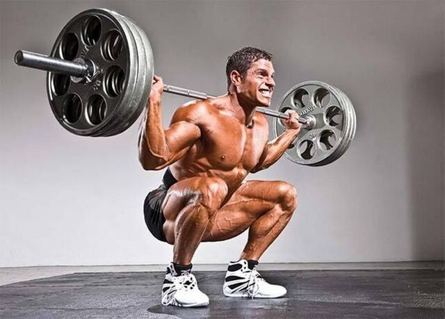 Levantamiento de pesas, deportes con cargas intensas en la columna las causas de la osteocondrosis. 