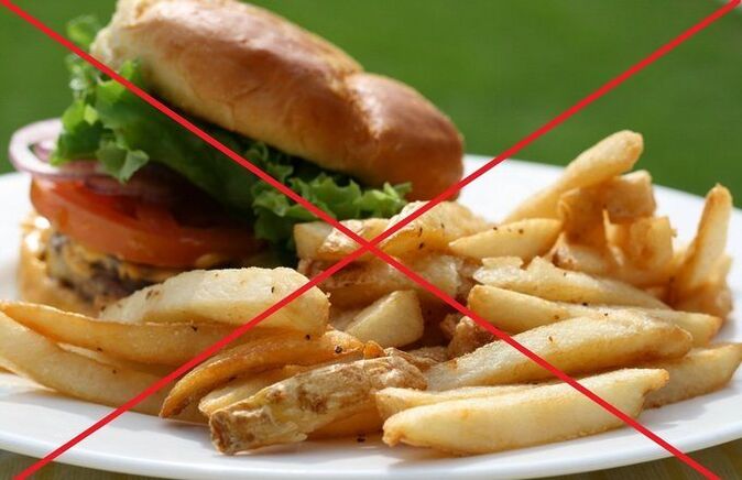 Prohibición de la comida rápida para la osteocondrosis de la columna